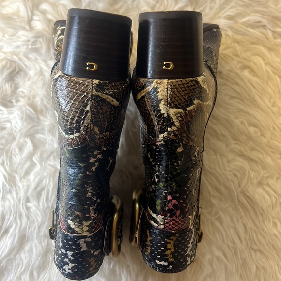 Coach Cassandra Hand painted booties size 7.5 - Picture 13 of 14